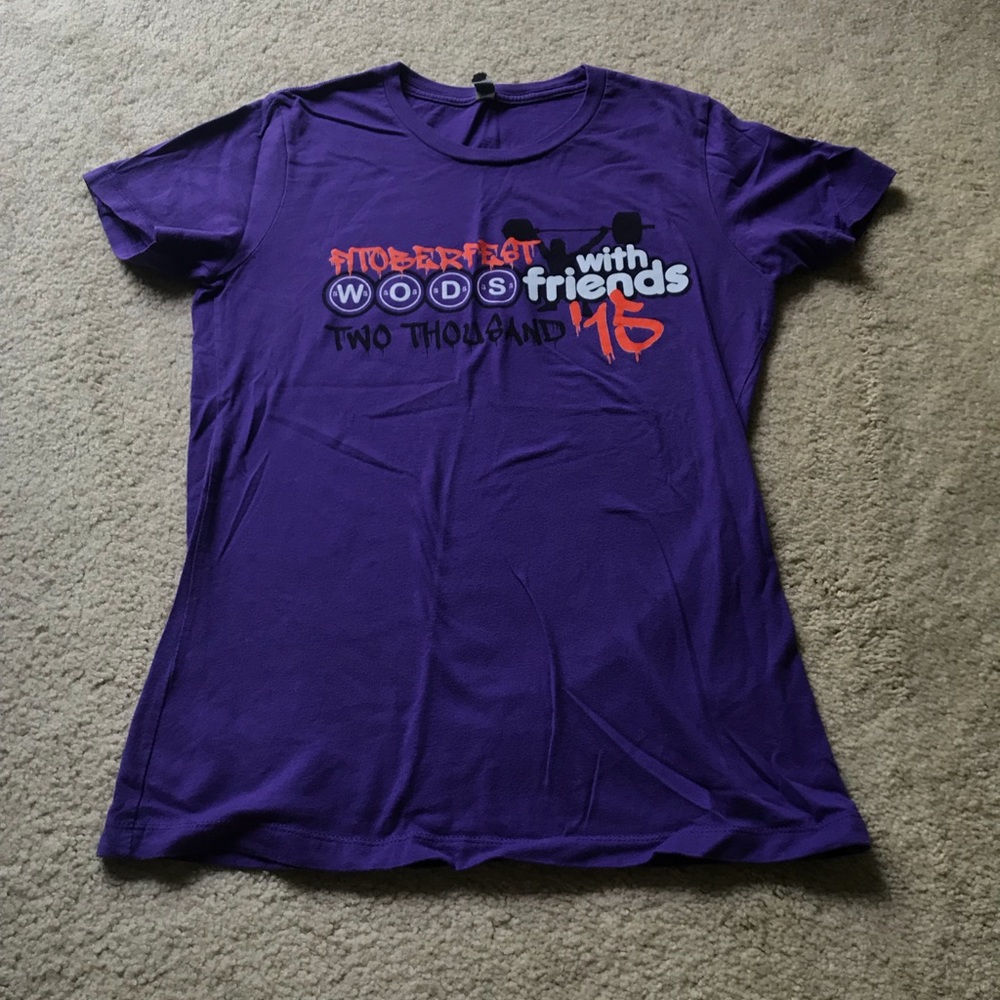 ‼️CLOSET CLOSEOUT‼️ WODs with Friends TShirt